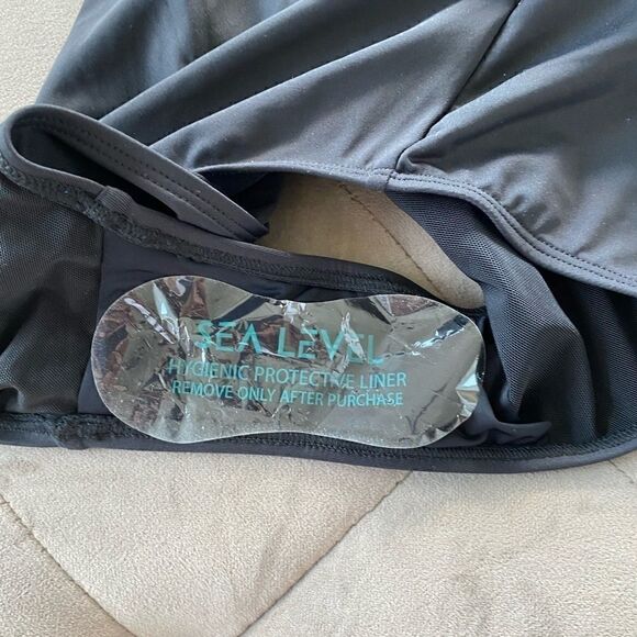 Sea Level Essentials Spliced One Piece Swimsuit 4 - Picture 7 of 11